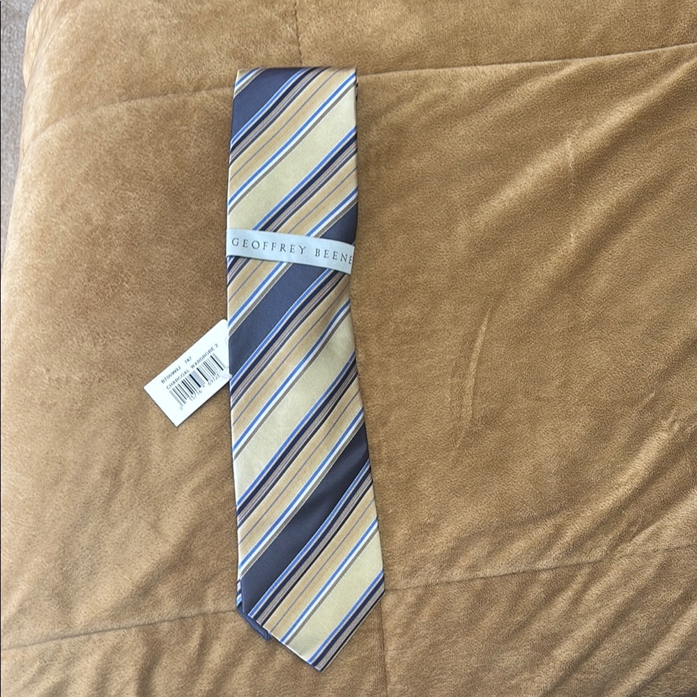 Geoffrey Beene Blue and Gold Striped Tie